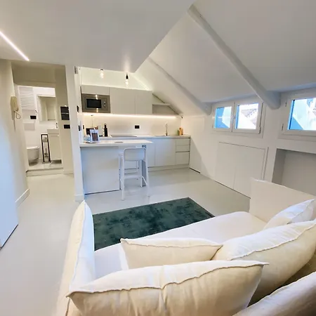 Mansarda In Bianco By Wonderful Italy Turin