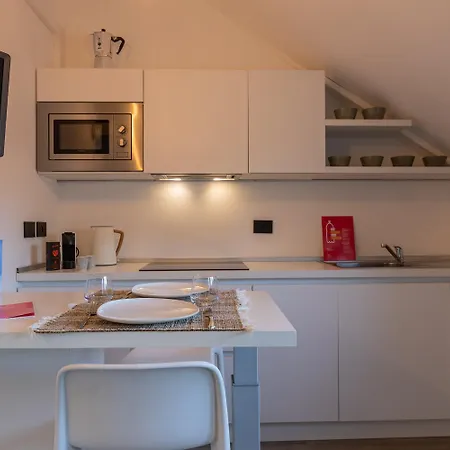 Mansarda In Bianco By Wonderful Italy * Torino